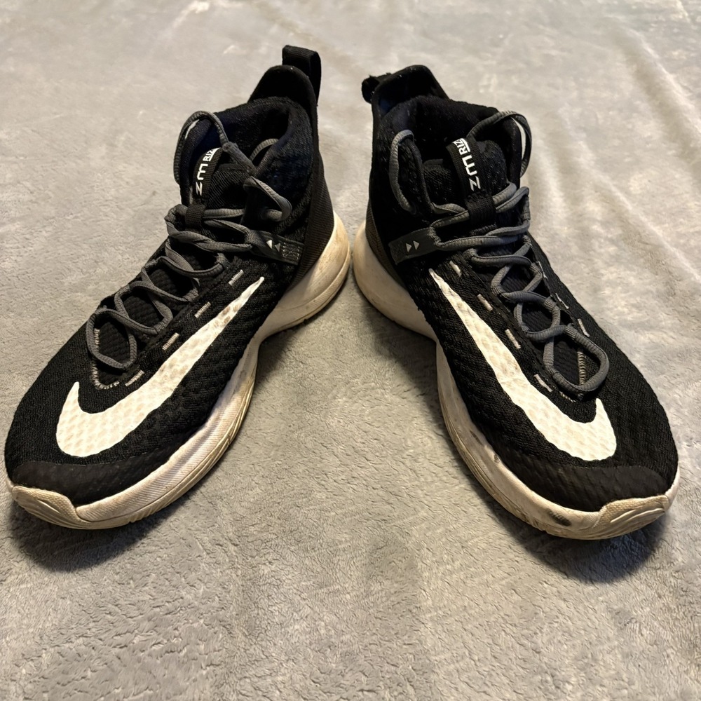 Men's Nike Zoom Rize Team Basketball Shoes - Size 9.5 - Black / White - Used